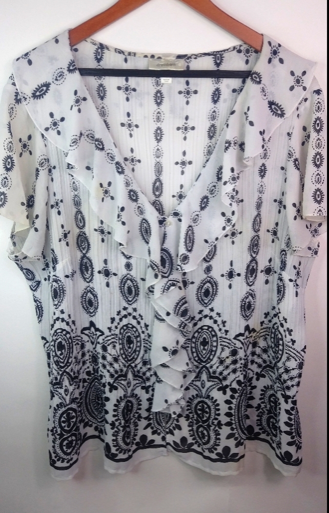 Dressbarn Black White Ruffle Top 2X Plus